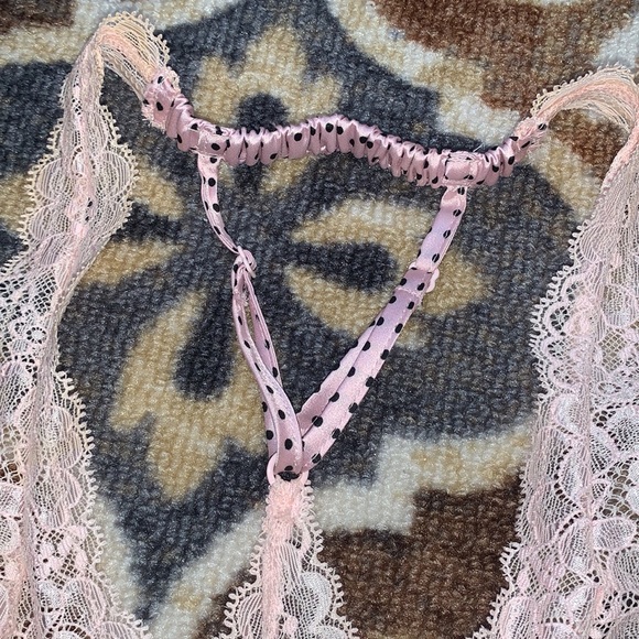 Victoria’s Secret Lace Polka Dot Babydoll - Picture 9 of 16